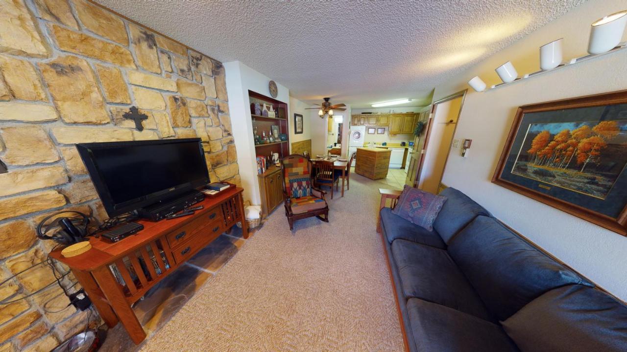 Flagg Mountain 7 Townhouse With High Speed Wifi Leilighet Red River Eksteriør bilde