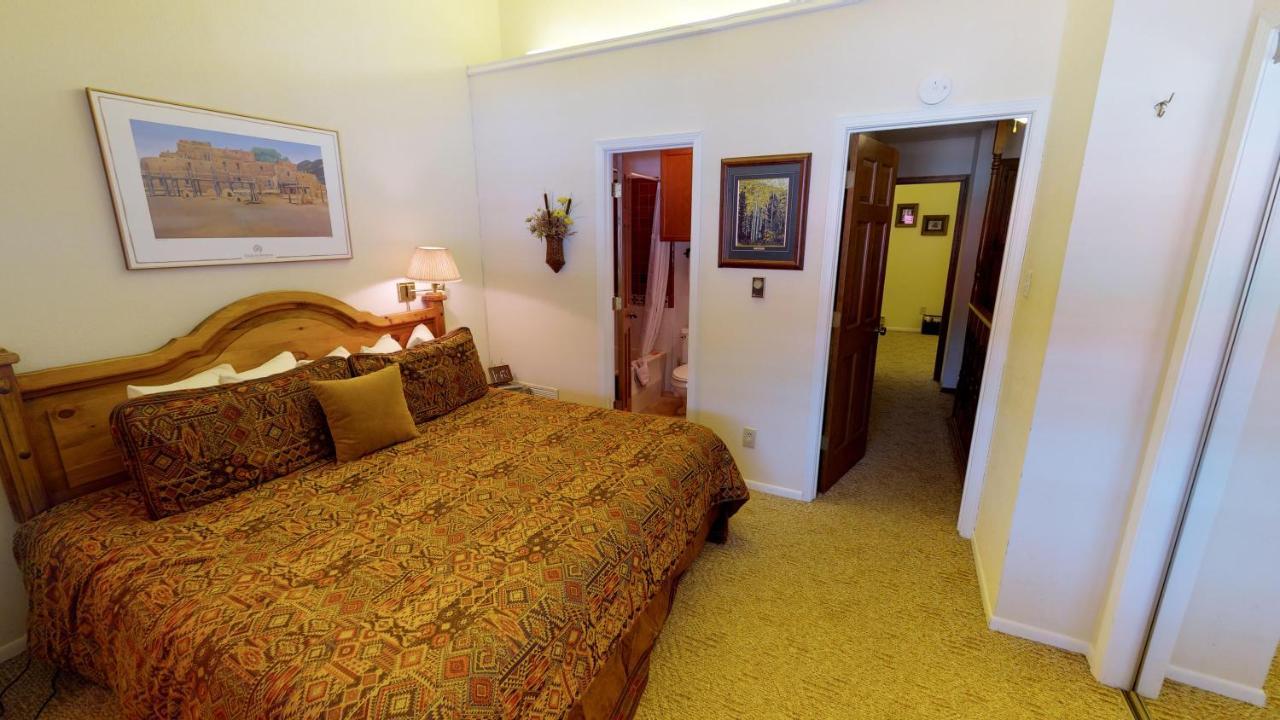 Flagg Mountain 7 Townhouse With High Speed Wifi Leilighet Red River Eksteriør bilde