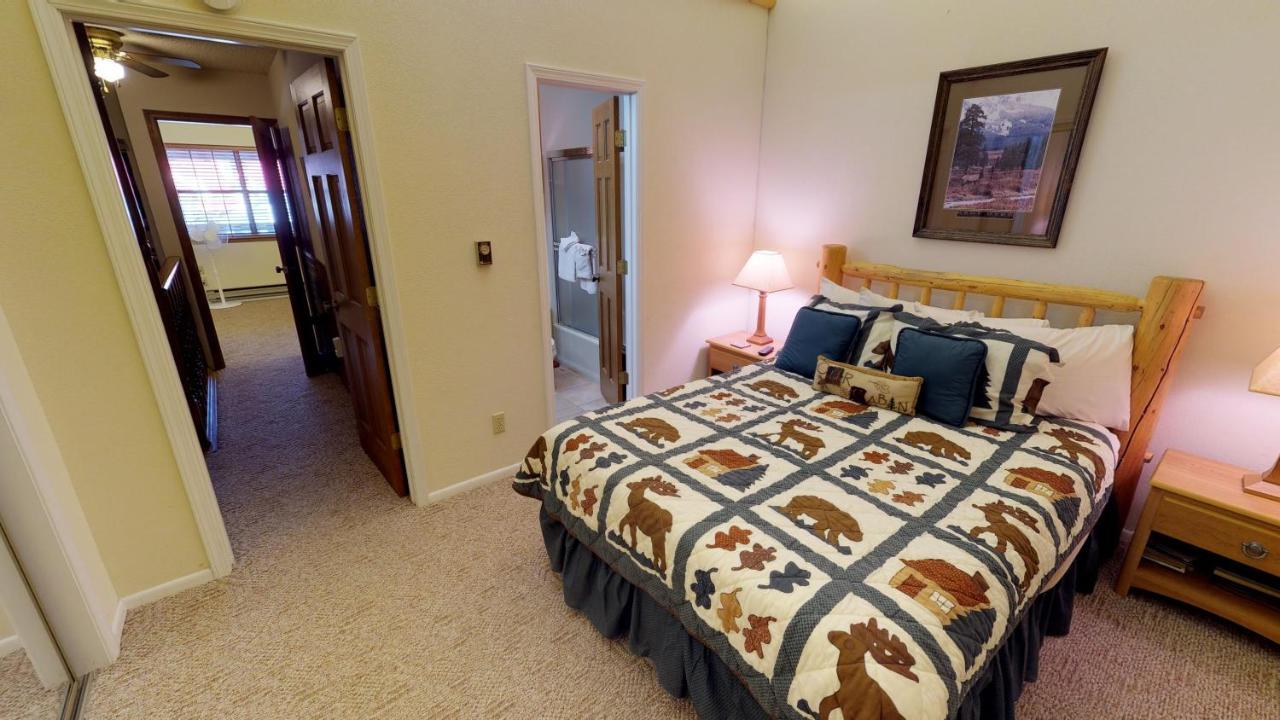 Flagg Mountain 7 Townhouse With High Speed Wifi Leilighet Red River Eksteriør bilde