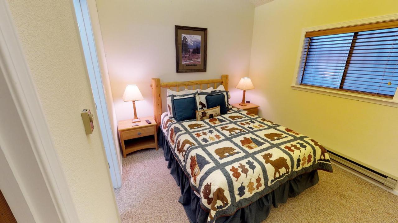 Flagg Mountain 7 Townhouse With High Speed Wifi Leilighet Red River Eksteriør bilde